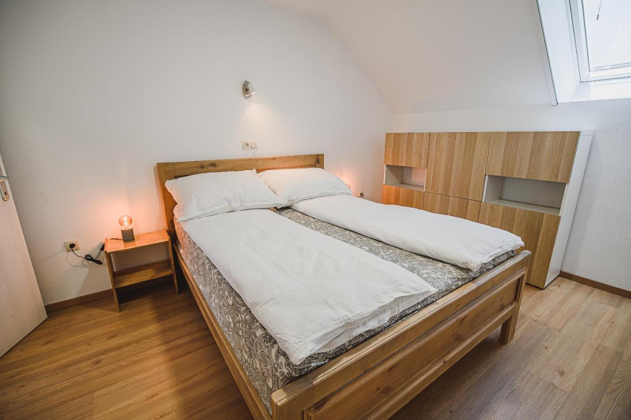Mojcin Pisker Apartment House Kranj Zewnętrze zdjęcie