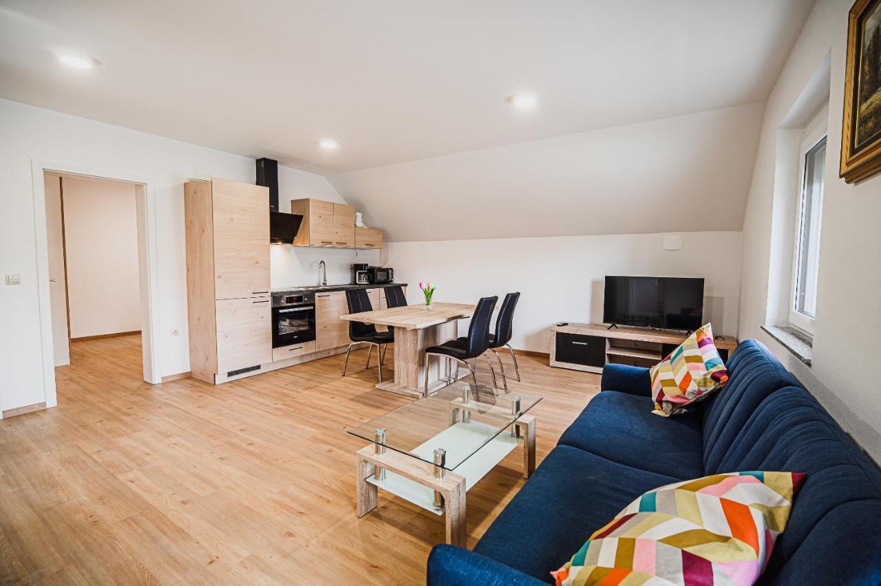 Mojcin Pisker Apartment House Kranj Zewnętrze zdjęcie