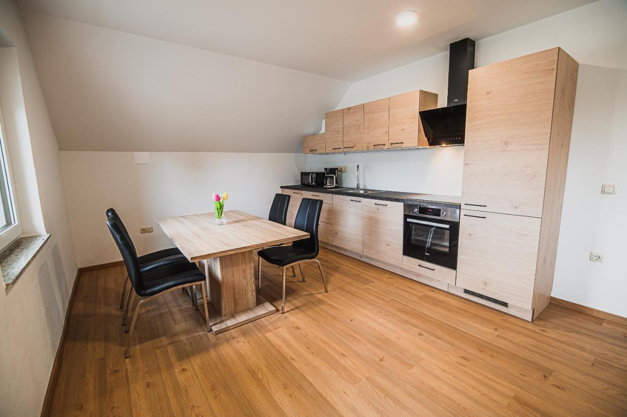 Mojcin Pisker Apartment House Kranj Zewnętrze zdjęcie